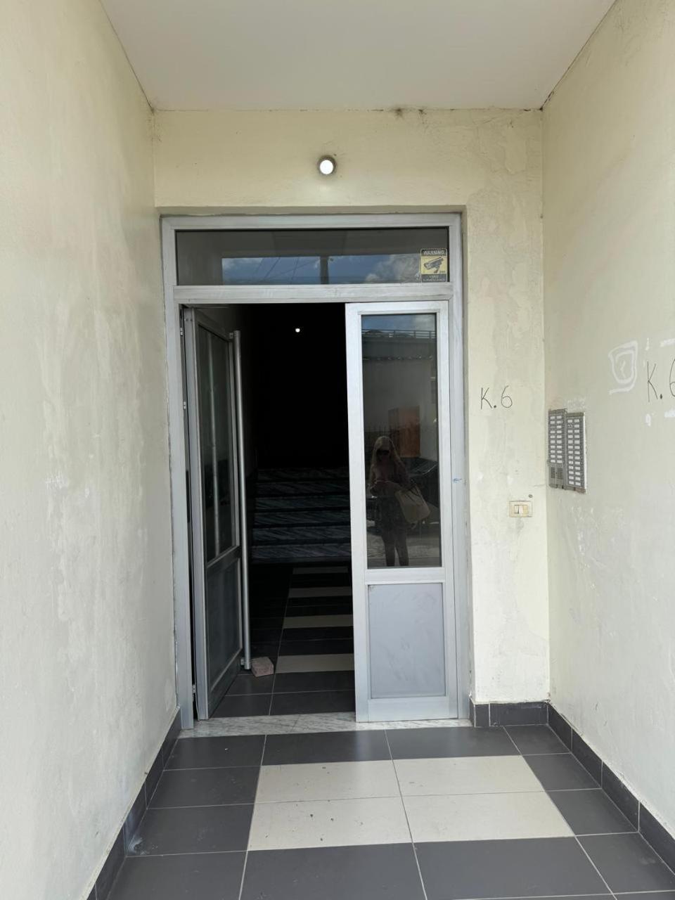 Brand New Apartament ドゥラス エクステリア 写真
